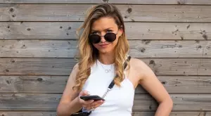 Хит на 2023: Голямото завръщане на класическия потник (СНИМКИ)