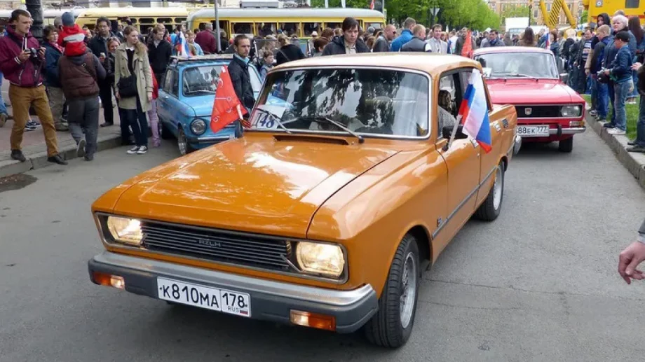 Новият стар "Москвич" - по-малко от 1/3 от руснаците биха си го купили