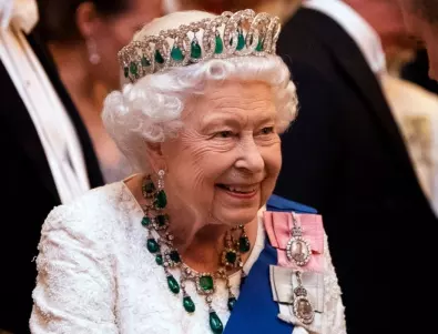 Кралица Елизабет Втора - най-дълго управлявалият британски монарх