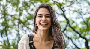 Женски виц за 24 февруари 2024: Клиентка в магазин за мебели