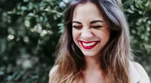 Виц за днес: Мъж пита жена