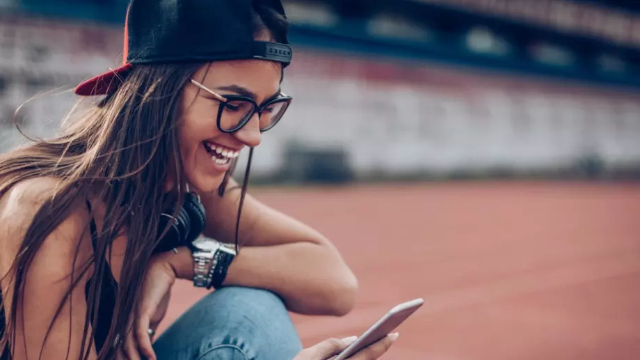 Виц за добро утро: Баба се хвали на внучката си