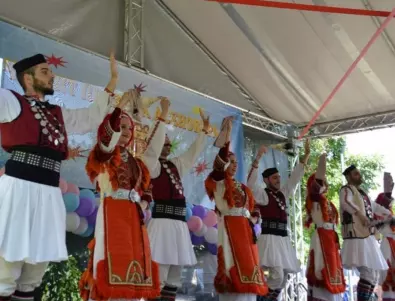 Впечатляваща заря, Графа и цветно настроение за празника на Асеновград