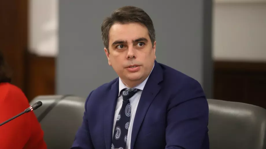 Очакват ни високи цени в следващите години, предупреди Асен Василев