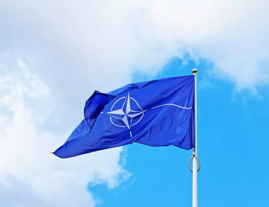 НАТО започва утре процедурата за приемане на Швеция и Финландия 