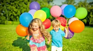 100 балона с детски послания ще полетят днес