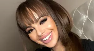 19-годишната Сузанита е бременна (СНИМКИ)