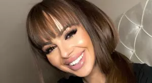 Сузанита се съблече гола в 9-тия месец (СНИМКА)