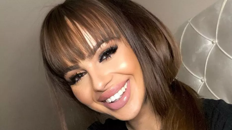 Честито! Сузанита роди момченце и засне раждането си (СНИМКИ)