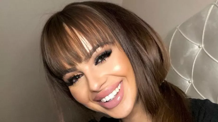 Ето как Сузанита се справя със своята първородна рожба