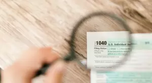 За завръщащи се емигранти - има възможност за възстановяване на надвнесените данъци