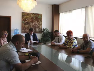 Центърът за спешна помощ в Самоков ще има денонощна охрана (СНИМКИ)