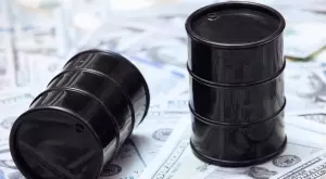 Петролът падна заради страха от рецесия и трудните доставки
