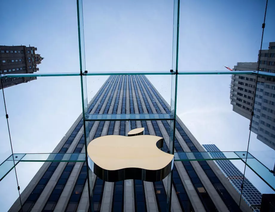 Apple вече струва повече от Amazon, Alphabet и Meta взети заедно 