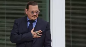 Джони Деп ще режисира филм с Ал Пачино