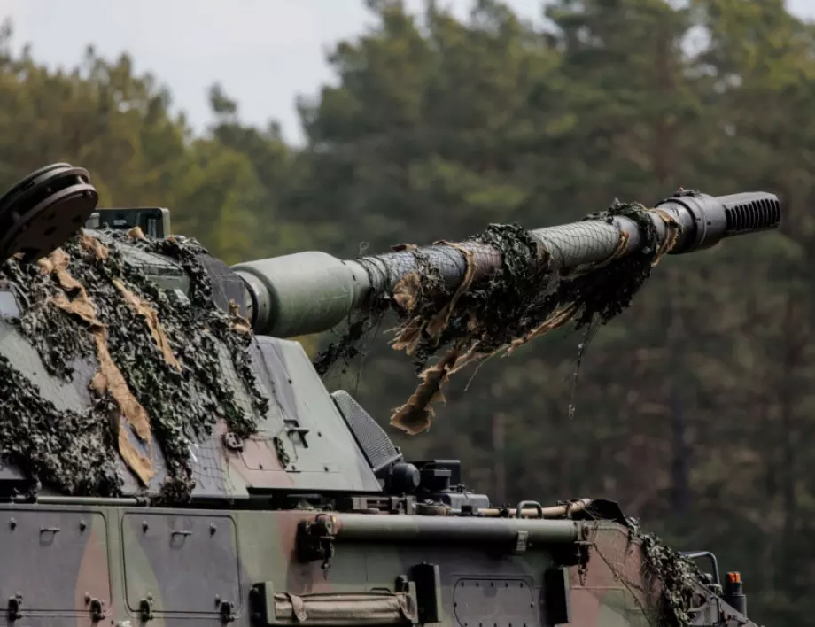 Анализ: САЩ и НАТО нямат достатъчно конвенционални оръжия за Украйна