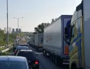 Русе иска държавна намеса за проблема с тежкотоварния трафик към Дунав мост