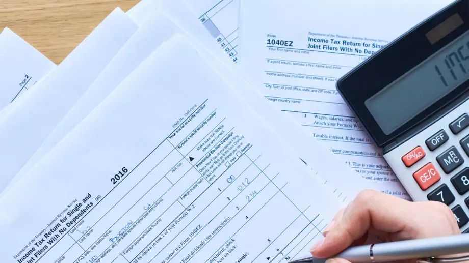 Колко хора вече подадоха данъчните си декларации? 