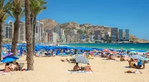 Няма работници: Туризмът в Испания спешно търси хора