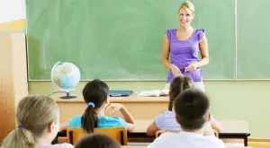 Виц за днес: Първолак пита майка си