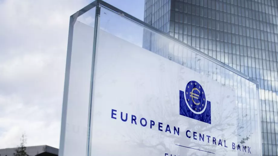 ЕЦБ отново не промени лихвите, решена да пребори инфлацията