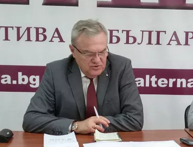 Румен Петков: Ако Христанов не е сигнализирал навреме за предлаган подкуп, е тежък проблем, другият извод е, че сам си е поискал