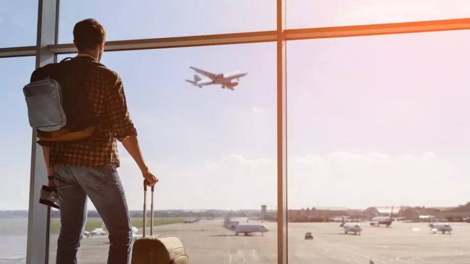 Виц за днес: Англичанин, французин и българин на японско летище