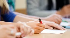 Поддържам или подържам: Как се пише правилно?