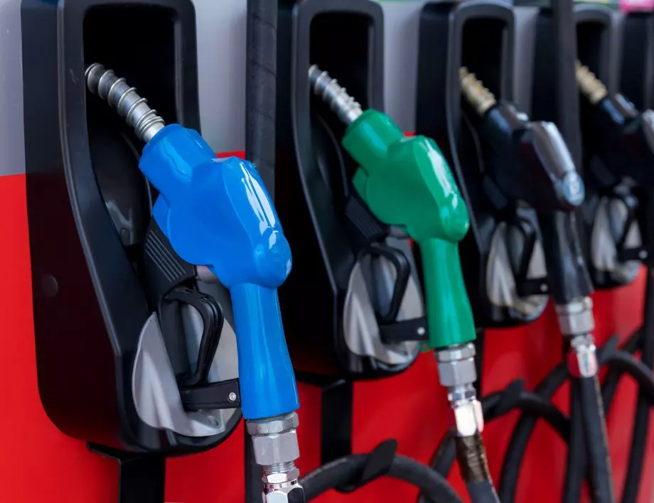 Без отстъпка от 25 ст. по малките бензиностанции, прогнозират експерти