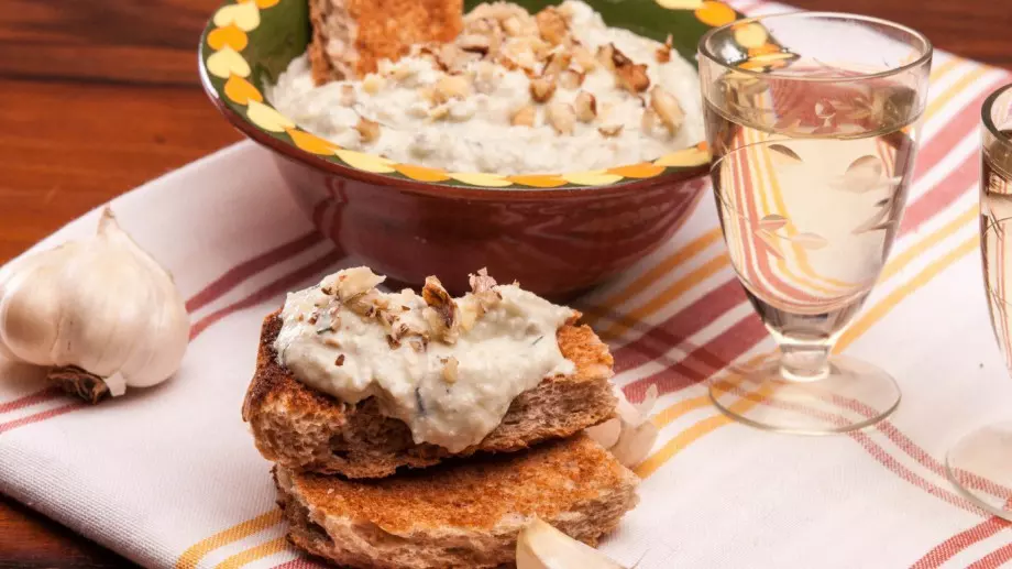 Вкусна разядка с тиквички 