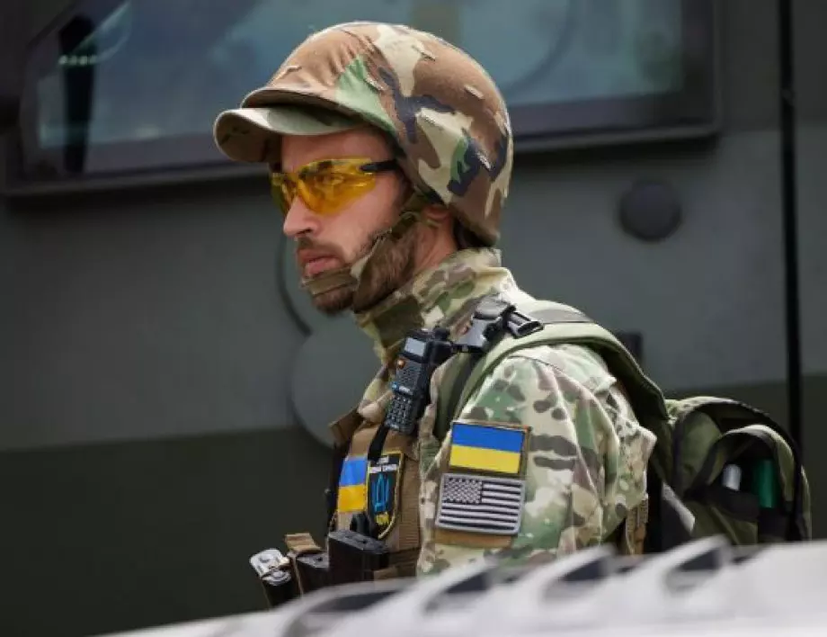 Украйна създава ремонтно предприятие за всички западни оръжия