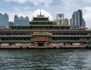 Плаващ ресторант, символ на Хонконг, потъна в Южнокитайско море (СНИМКИ)