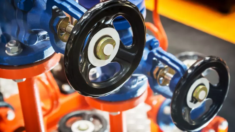 Кои са основните доставчици на приорден газ за България?