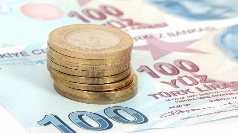 Самоубийствено: Турция рязко намали лихвите, какво ще стане с лирата?