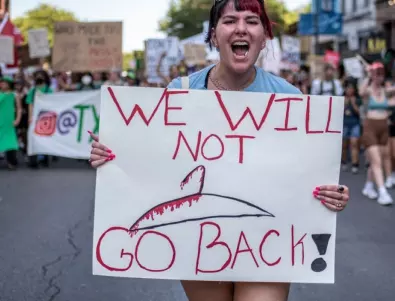 Женски марш във Вашингтон против отмяната на правото на аборт 