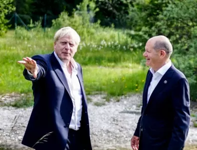 Борис Джонсън покани руските учени, неподкрепящи путинското насилие, на работа във Великобритания