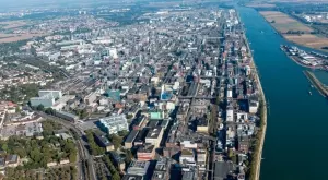 2022/06/28/0120565001656393947