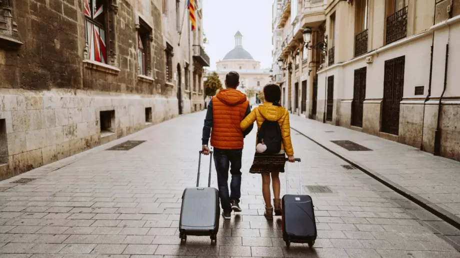 Харчим средно 707 лева за туристическо пътуване в чужбина