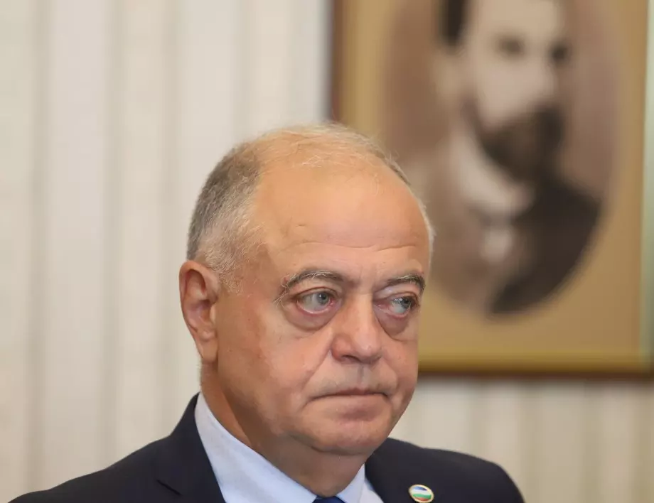 Атанас Атанасов: Има нова номинация за премиер, не Кирил Петков