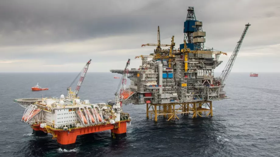 Норвегия засилва търсенето на нефт и газ в Арктика