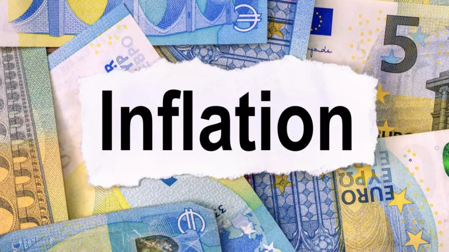 ЕЦБ няма да успее да понижи инфлацията под 2% през следващите години, сочи проучване сред потребителите
