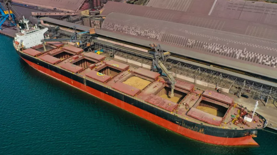 Руските сепаратисти изнесоха 7000 тона откраднато украинско зърно