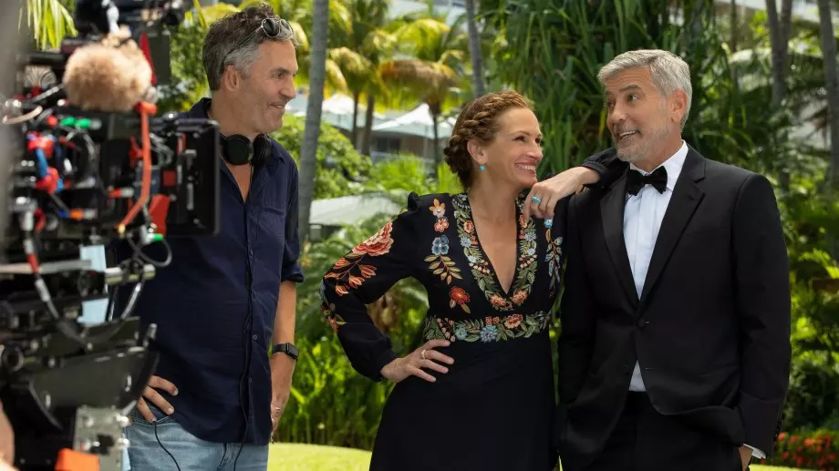 Джулия Робъртс и Джордж Клуни играят бивши съпрузи (ВИДЕО)