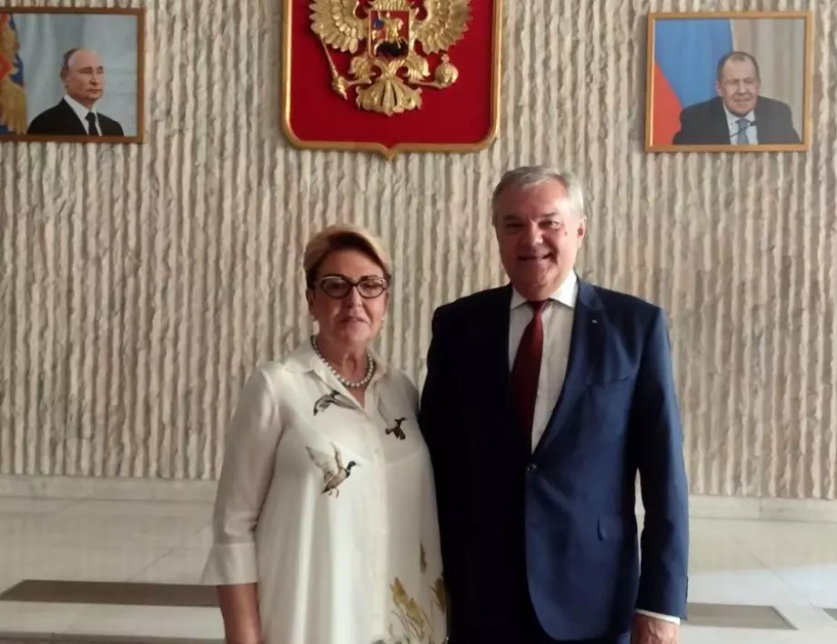 Румен Петков се срещна с Елеонора Митрофанова