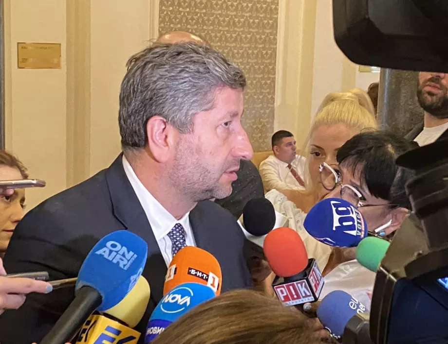 Христо Иванов: Служебният кабинет да не се намесва в политическия процес