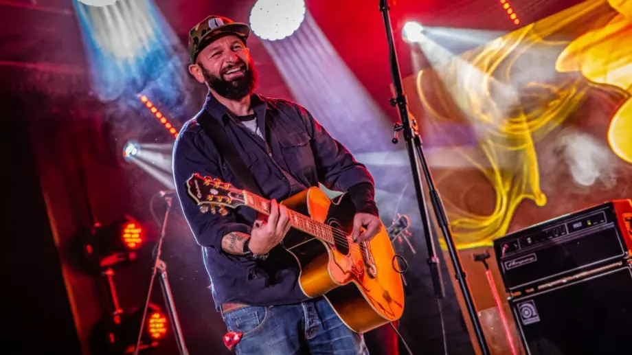 5 интересни истории от живота на Методи Кръстев от No More Many More