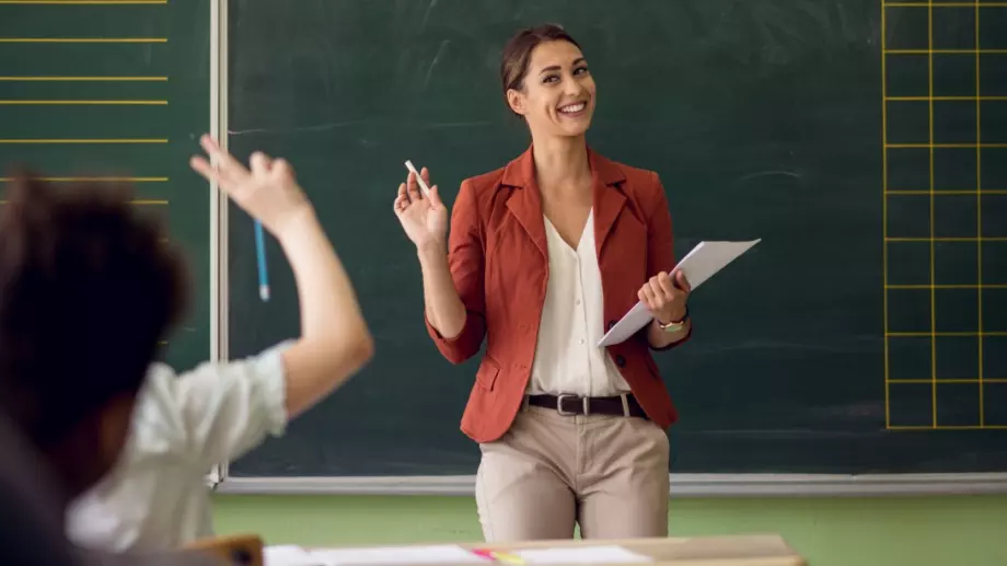 Виц на деня: Иванчо разказва на учителката за паниката