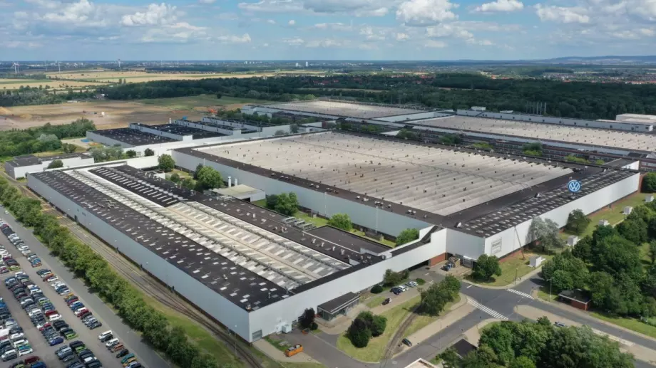 Volkswagen отлага строежа на завод за батерии в Източна Европа, ориентира се към САЩ