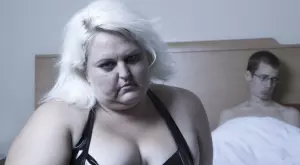 Виц на деня: 200-килограмова жена си поръчва жиголо