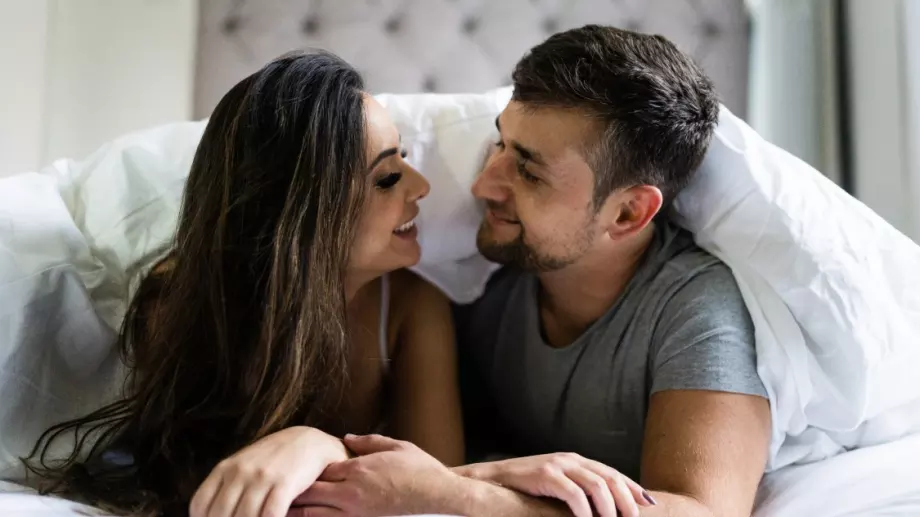 Виц на деня: Какво казва булката след първата брачна нощ във всяка страна